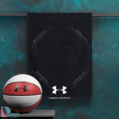 حوله ورزشی Under armour مشکی