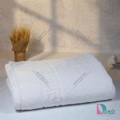 حوله حمامی هتلی طرح ورساچه رنگ سفید