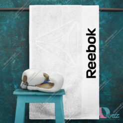 حوله ورزشی Reebok رنگ سفید بزرگ