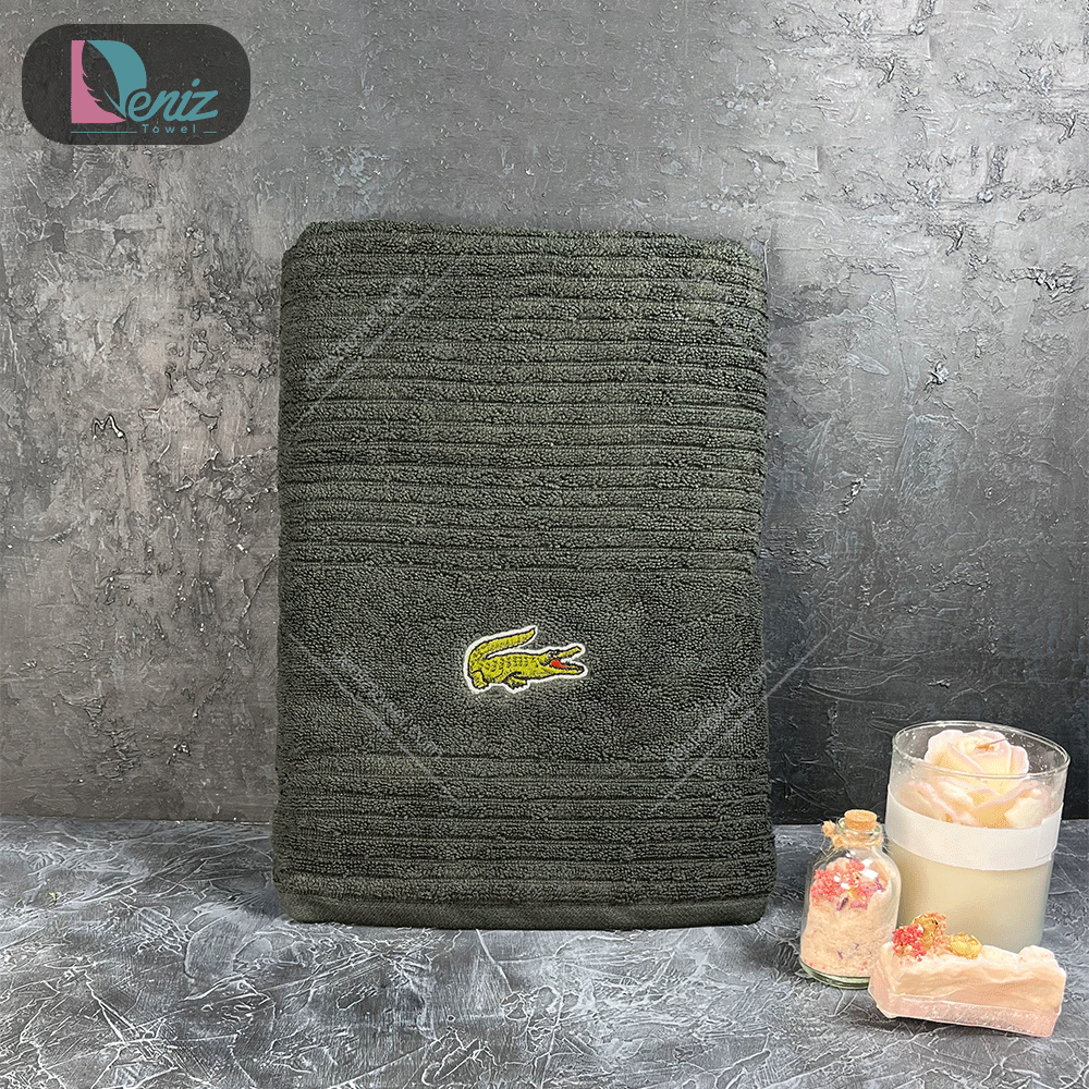 حوله استخری لاگوست رنگ یشمی تیره