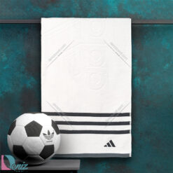 حوله ورزشی adidas سفید مشکی بزرگ