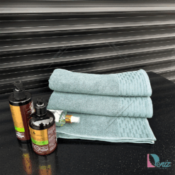 حوله حمامی طرح گلوریا رنگ بنتون