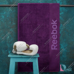 حوله ورزشی Reebok بنفش بزرگ