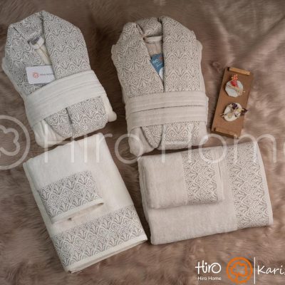 حوله ست دو نفره کاریزما رنگ کرم و استخوانی