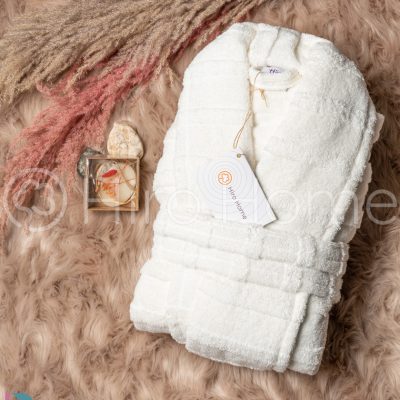 حوله تن پوش هیرو طرح سالوینو رنگ سفید